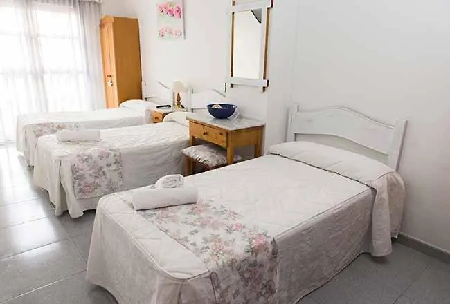 Hostal 3 De Noviembre *