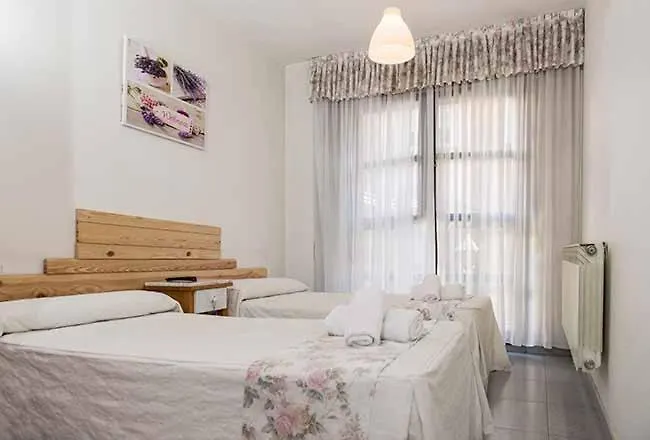 Hostal 3 De Noviembre * Паленсия